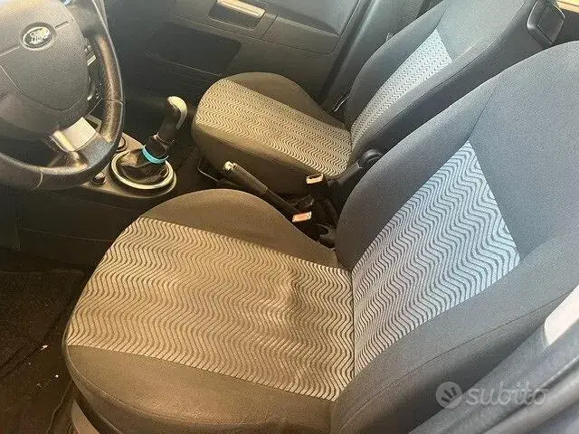 Ford Fusion 2006 photo 3