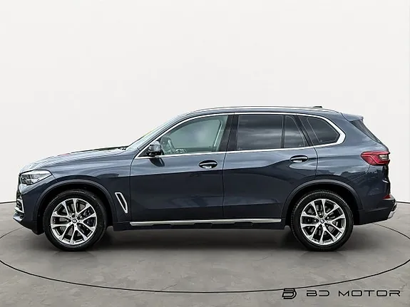 BMW X5 2019 photo 2