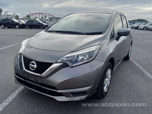 Nissan Note 2019 photo 2