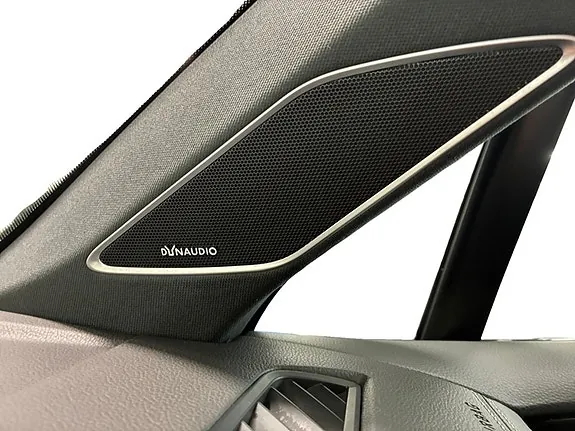 Volkswagen Touareg 2023 photo 5