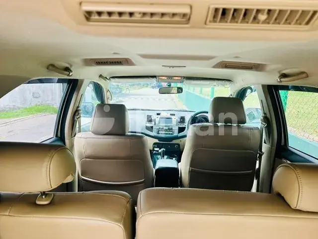 Toyota Fortuner 2013 photo 5