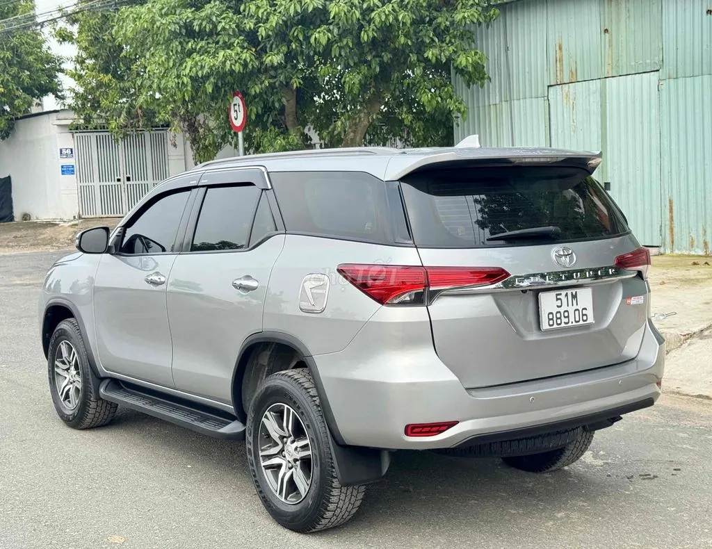 Toyota Fortuner 2018 photo 5