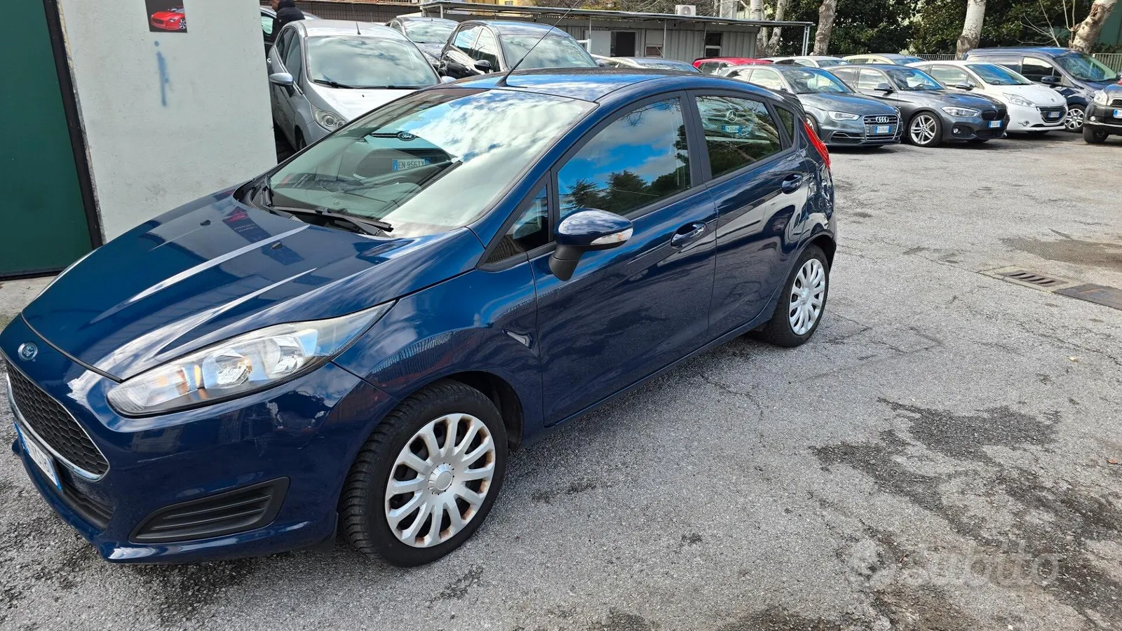 Ford Fiesta 2016 photo 2