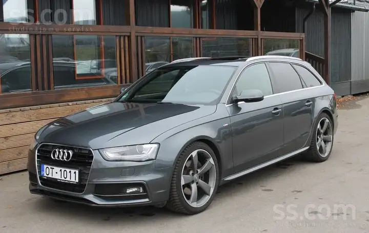 Audi A4 2013 photo 4