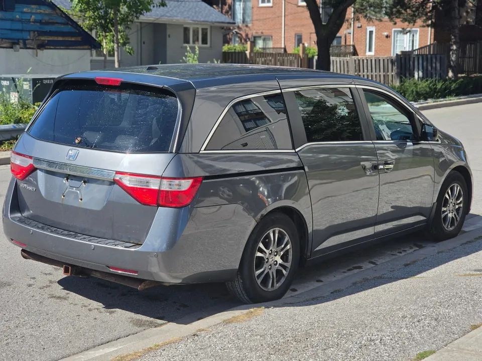 Honda Odyssey 2013 photo 5