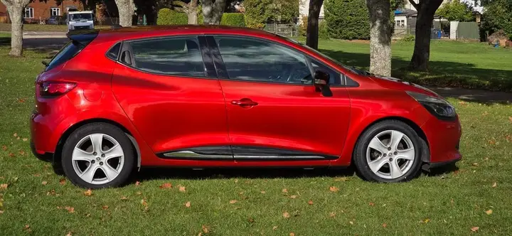 Renault Clio 2014 photo 3
