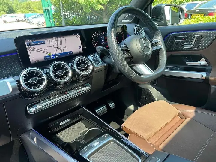 Mercedes-Benz Glb 2024 photo 3