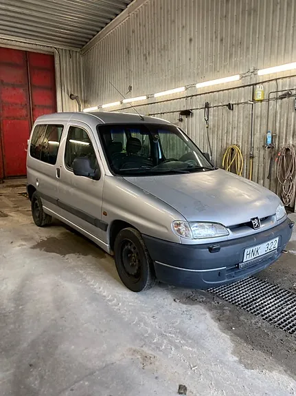 Peugeot Partner 1998 photo 2