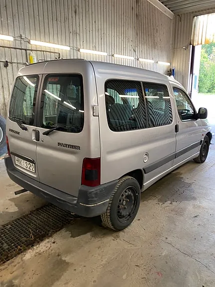 Peugeot Partner 1998 photo 3