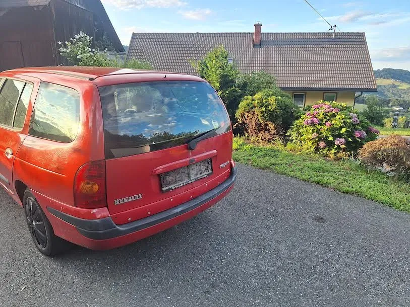 Renault Megane 2002 photo 3