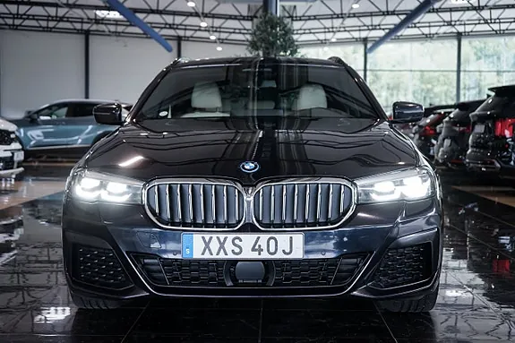 BMW 530E 2022 photo 2
