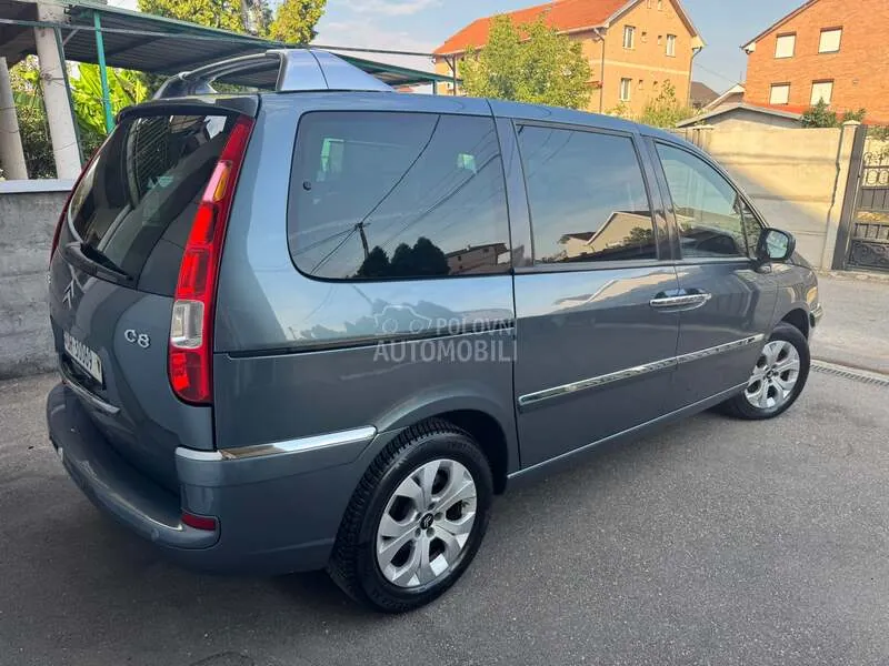 Citroen C8 2012 photo 4