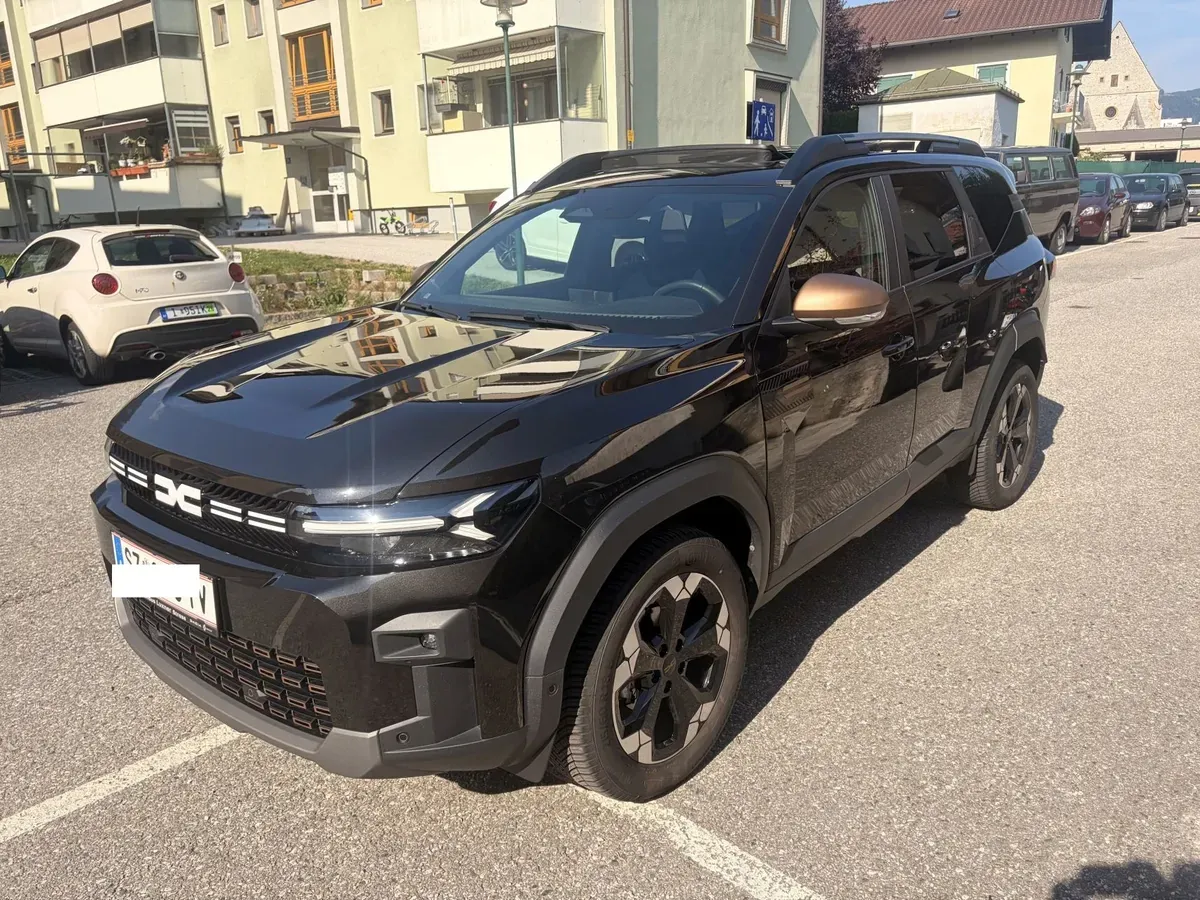 Dacia Bigster 2025 photo 2