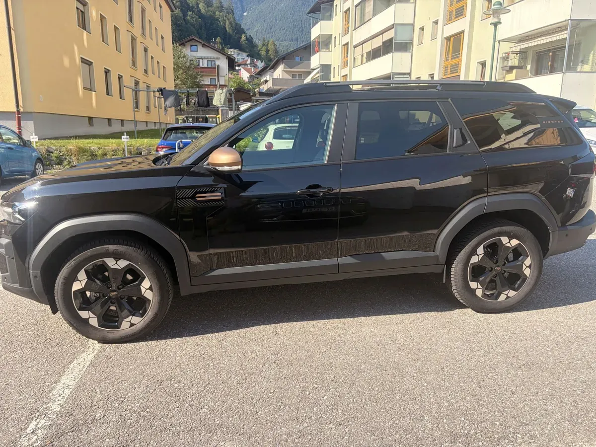 Dacia Bigster 2025 photo 3