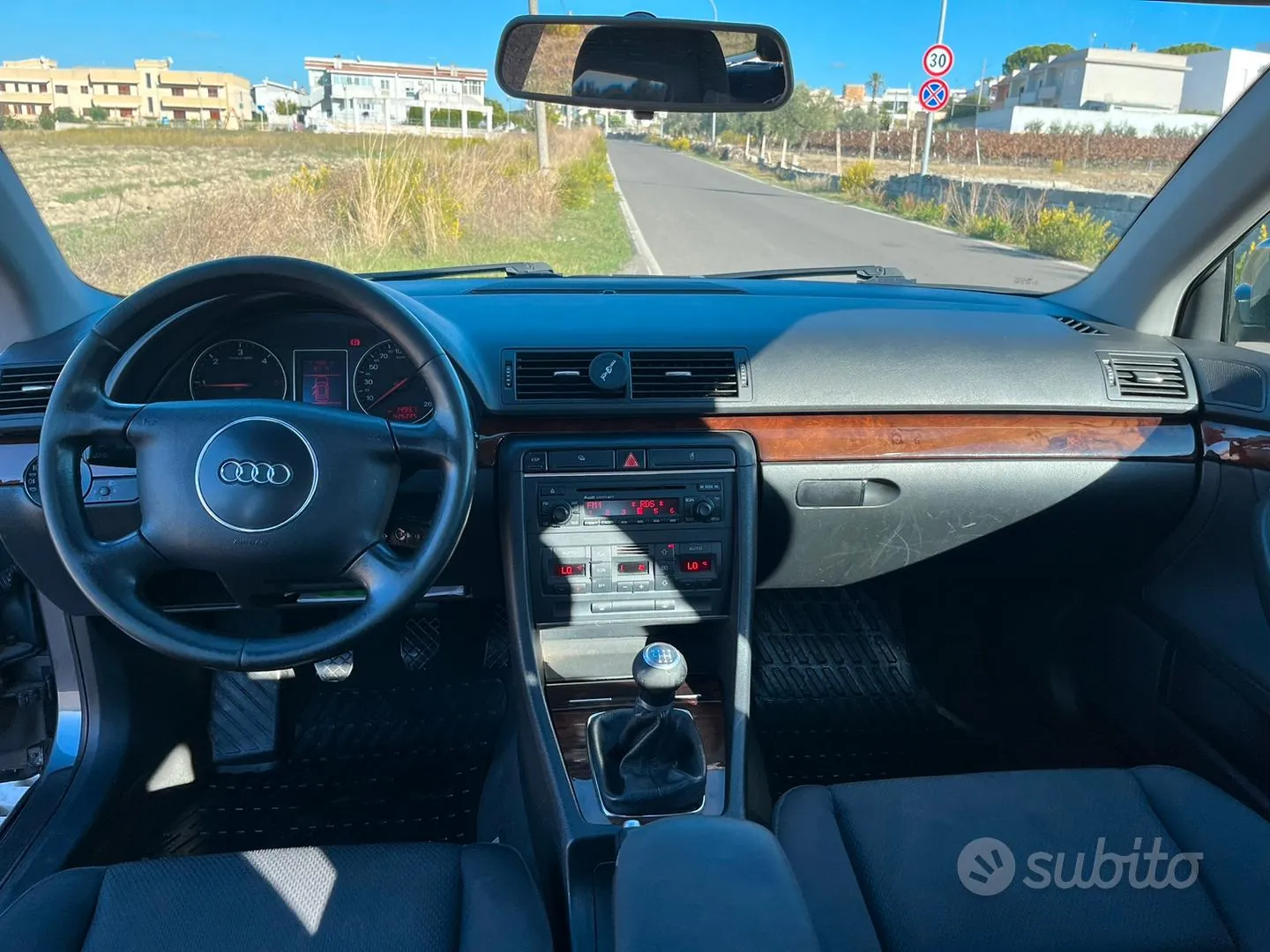 Audi A4 2004 photo 5