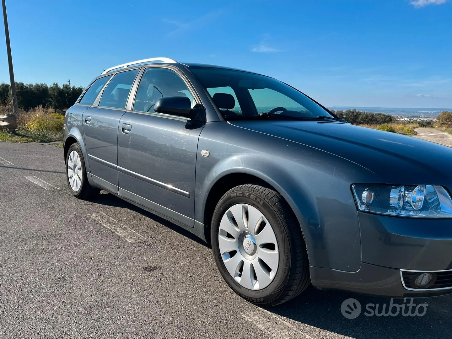 Audi A4 2004 photo 2