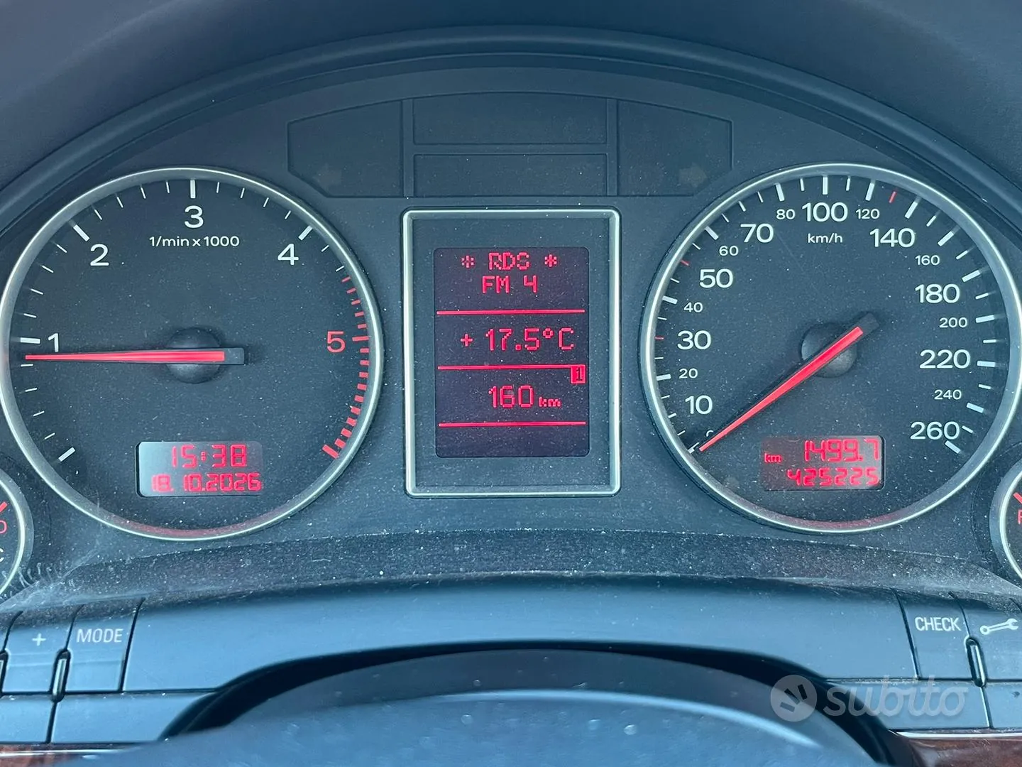 Audi A4 2004 photo 4