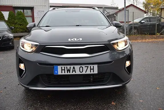 Kia Stonic 2022 photo 2