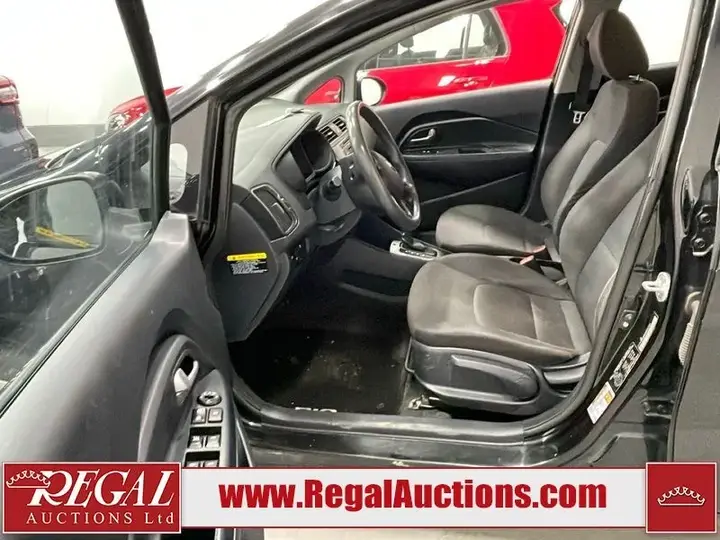 Kia Rio 2016 photo 5