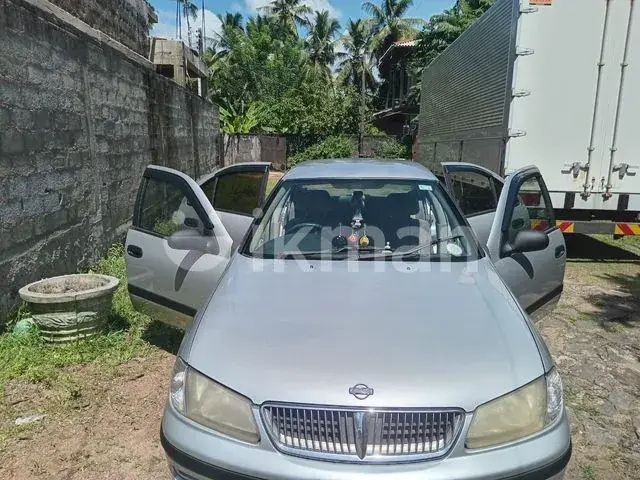 Nissan Sunny