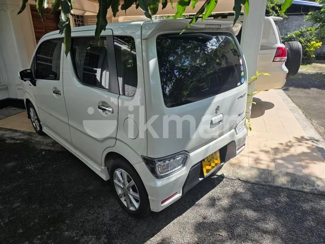 Suzuki Wagon R Stingray 2017 photo 3
