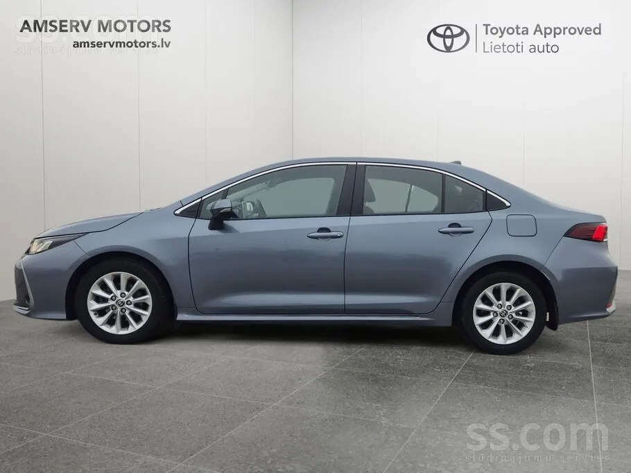 Toyota Corolla 2023 photo 3