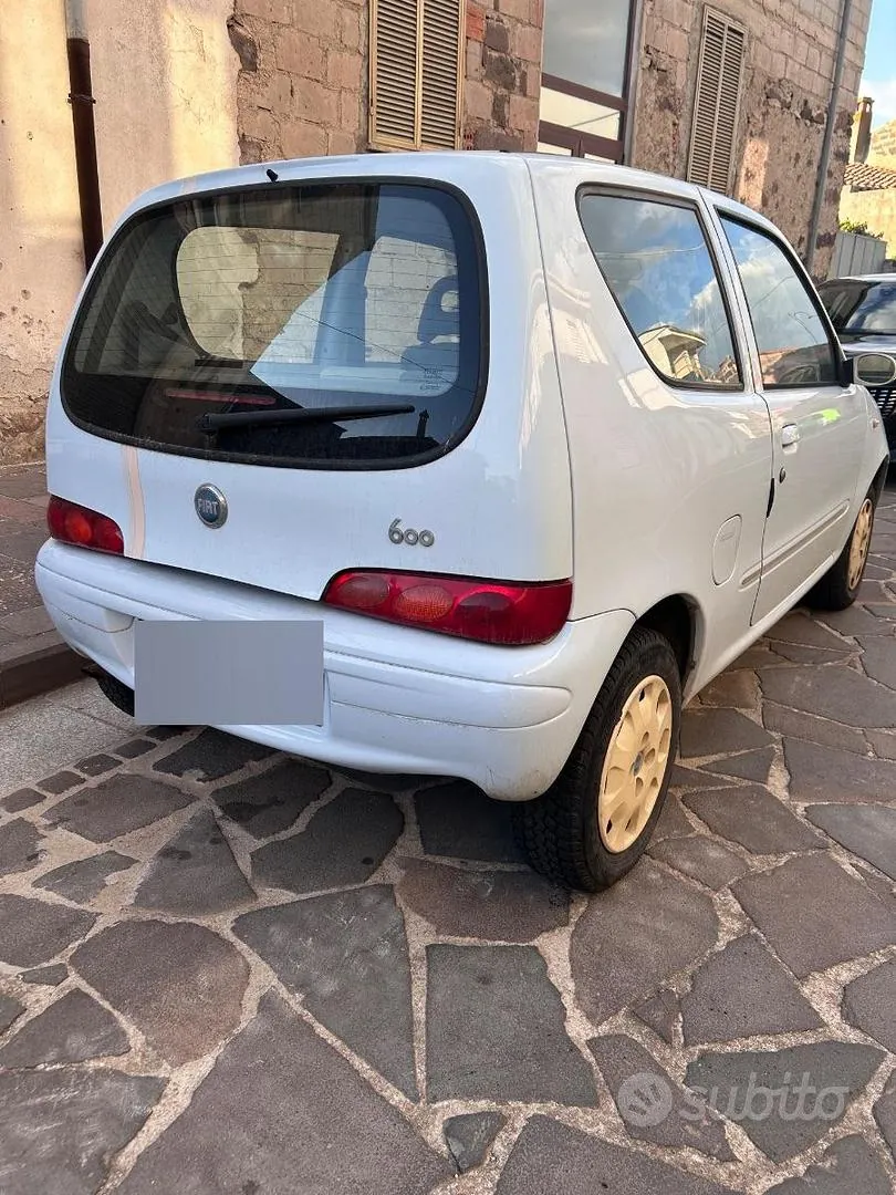 Fiat 600 2008 photo 2