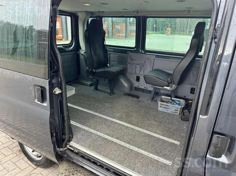 Ford Transit 2009 photo 4