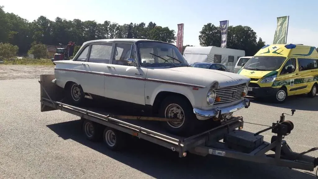 Hillman Super Minx 1966 photo 2