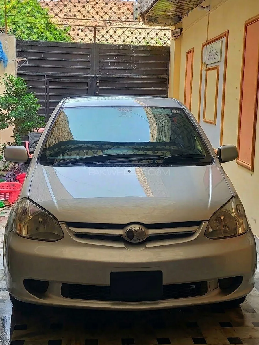 Toyota Platz