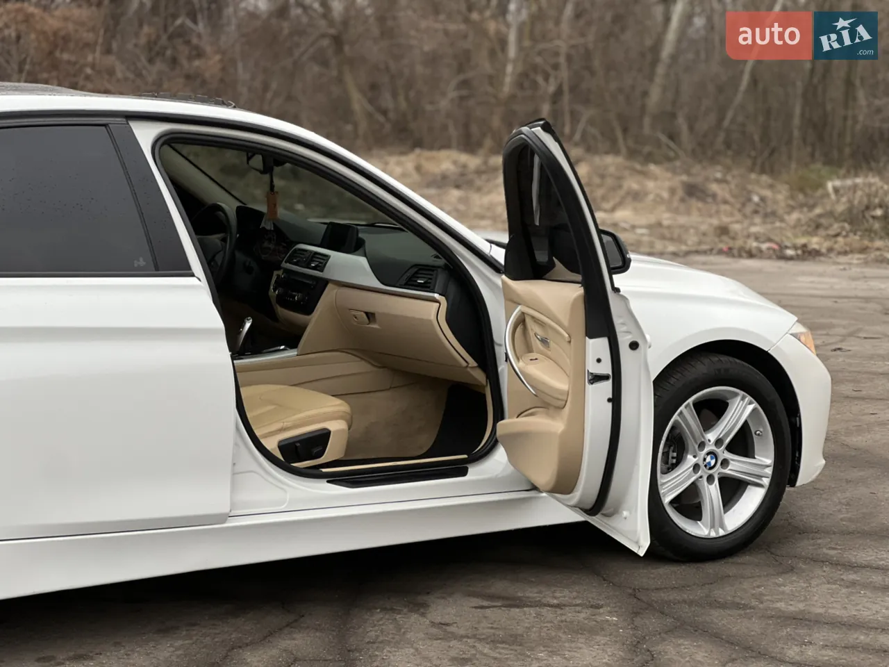 BMW 3 Series 2013 photo 4