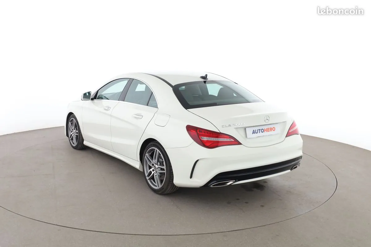 Mercedes-Benz Cla 2017 photo 2