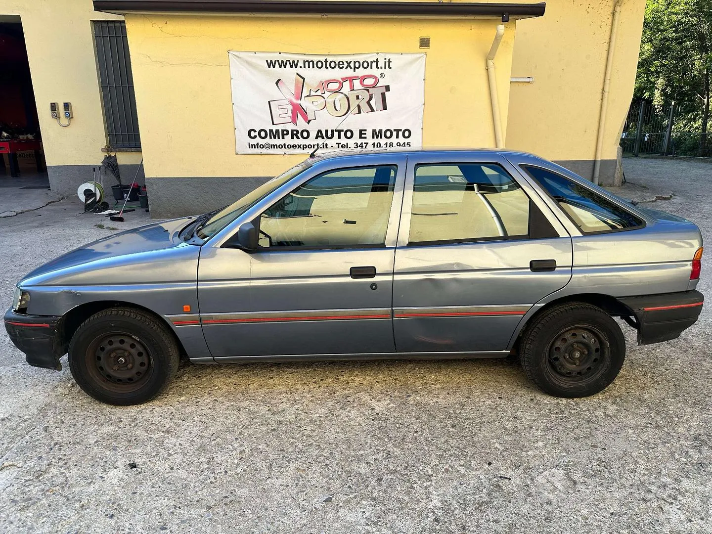 Ford Escort 1991 photo 2