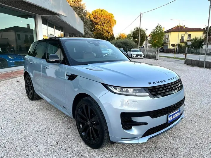 Land Rover Range Rover Sport 2023 photo 4
