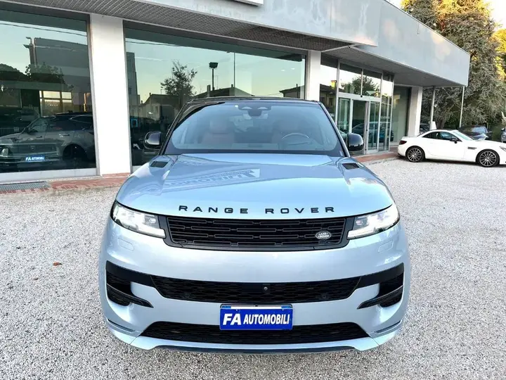 Land Rover Range Rover Sport 2023 photo 3