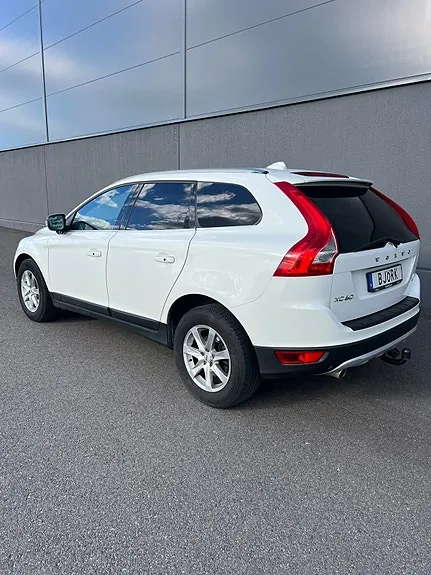 Volvo Xc60 2013 photo 2