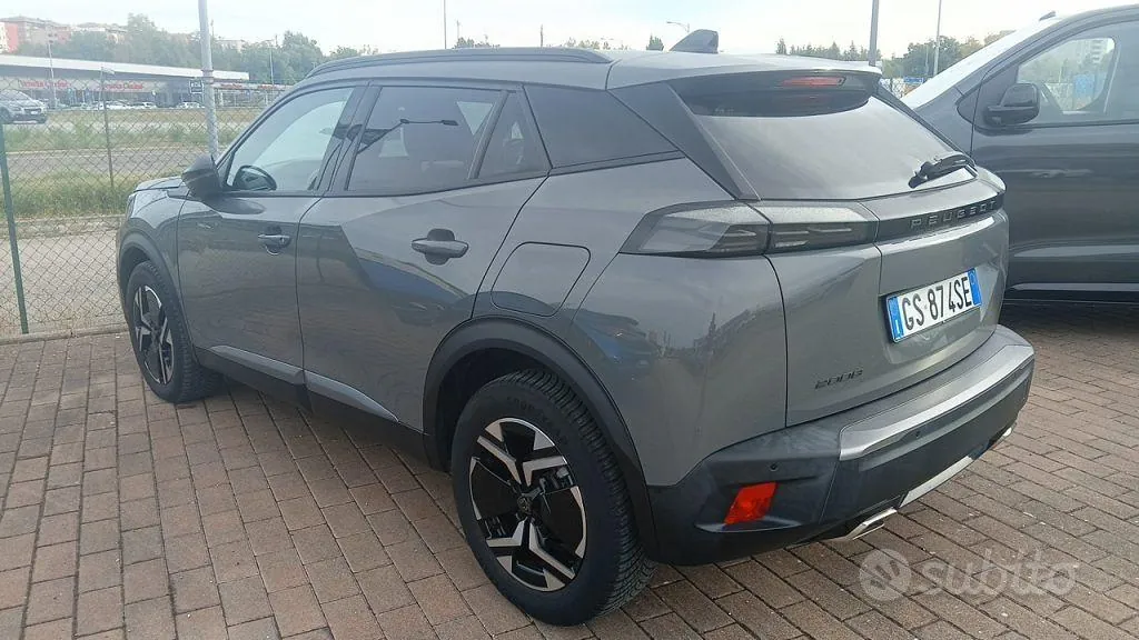 Peugeot 2008 2024 photo 2