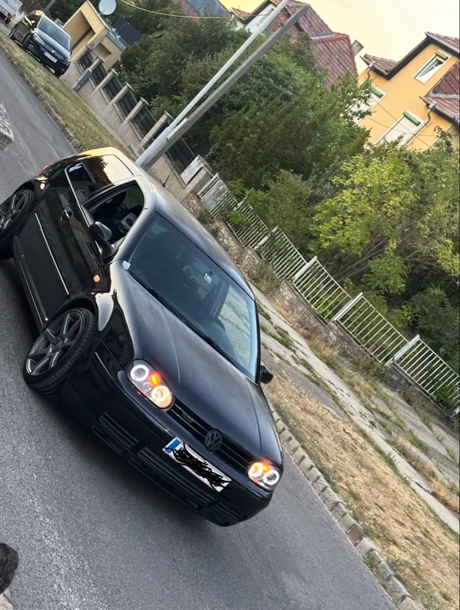 Volkswagen Golf 1998 photo 2