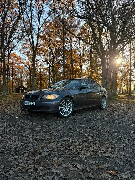 BMW 320I