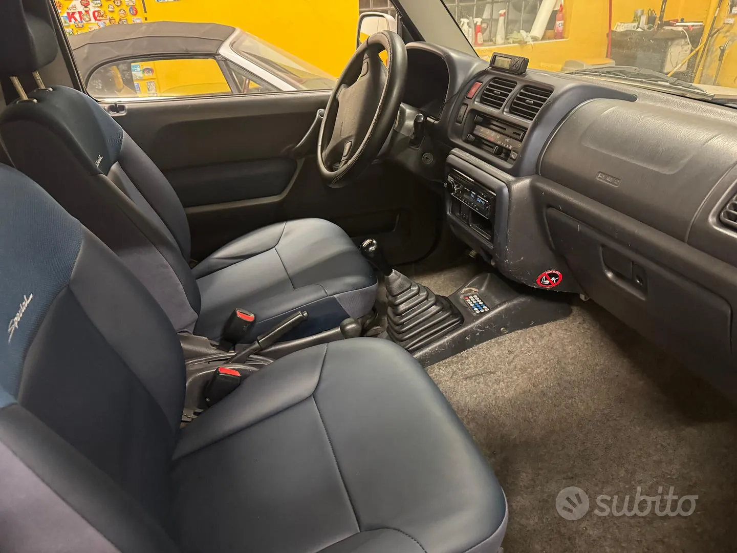 Suzuki Jimny 2002 photo 4