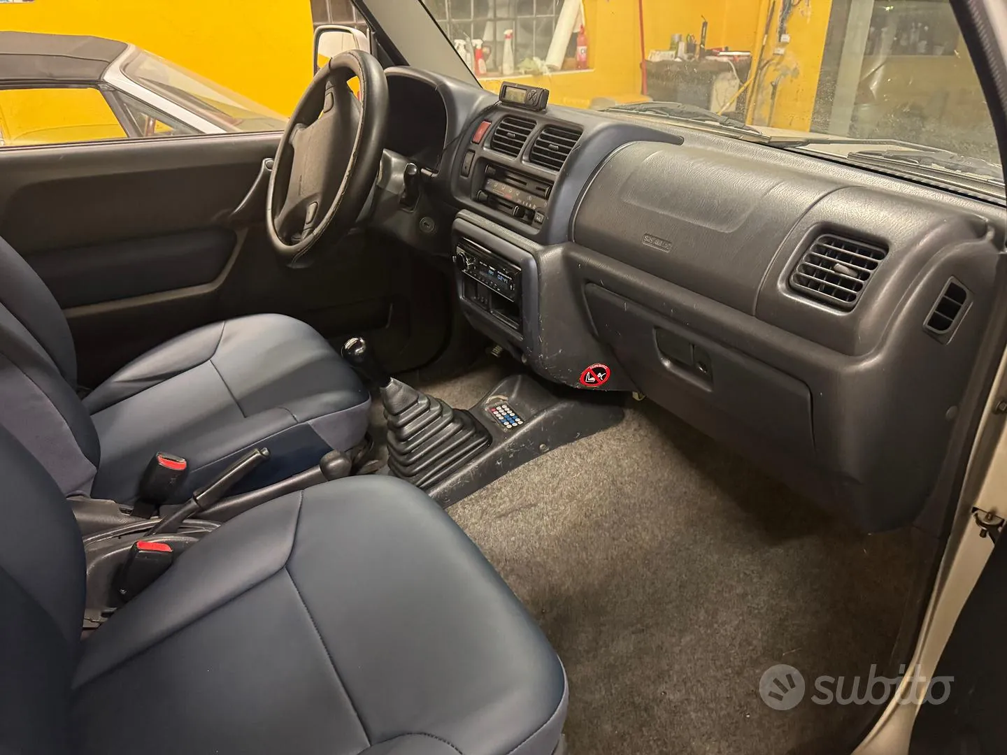 Suzuki Jimny 2002 photo 5