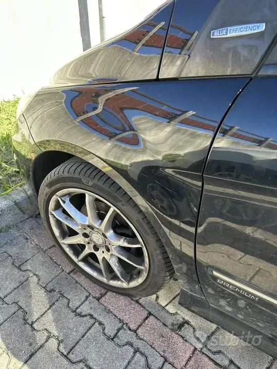 Mercedes-Benz B-Class 2010 photo 4