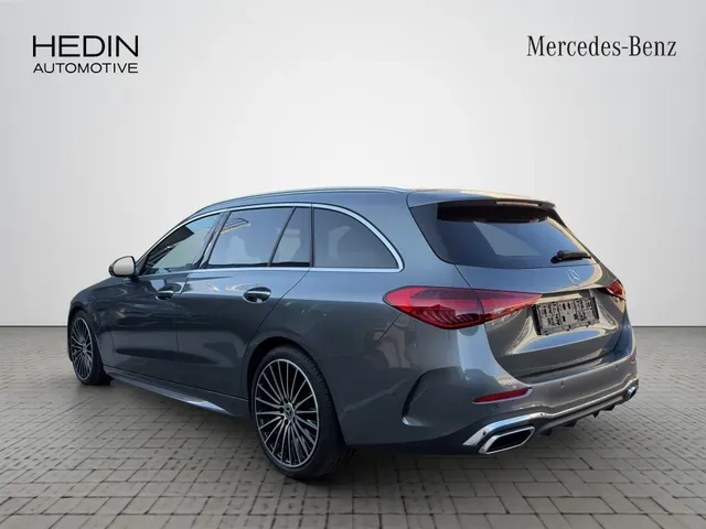 Mercedes-Benz C-Class 2025 photo 2