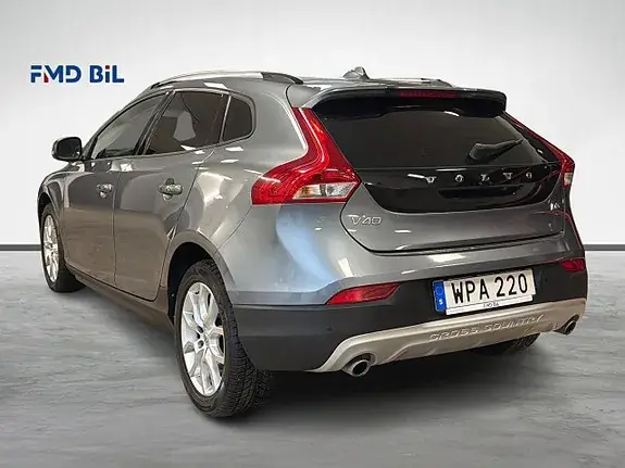 Volvo V40 Cross Country 2017 photo 5