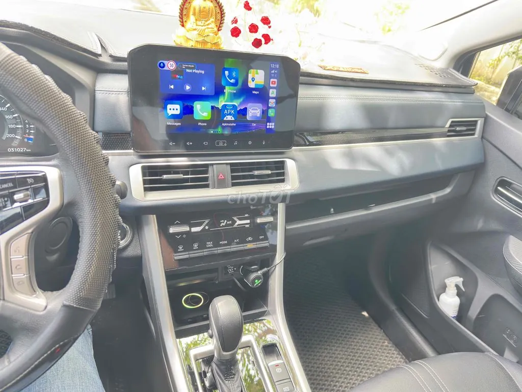 Mitsubishi Xpander Cross 2023 photo 2