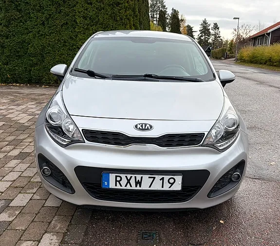 Kia Rio 2014 photo 2