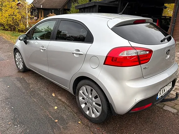Kia Rio 2014 photo 5