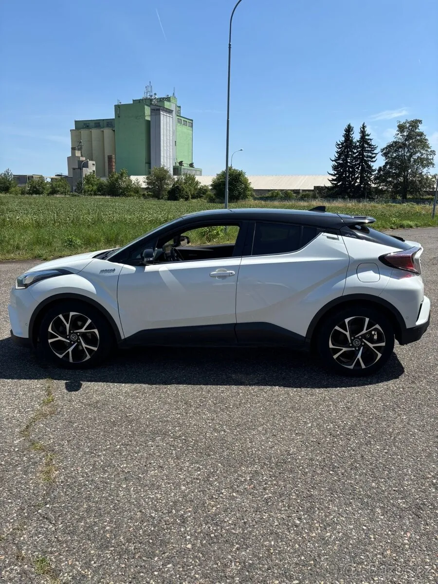 Toyota Chr 2019 photo 3