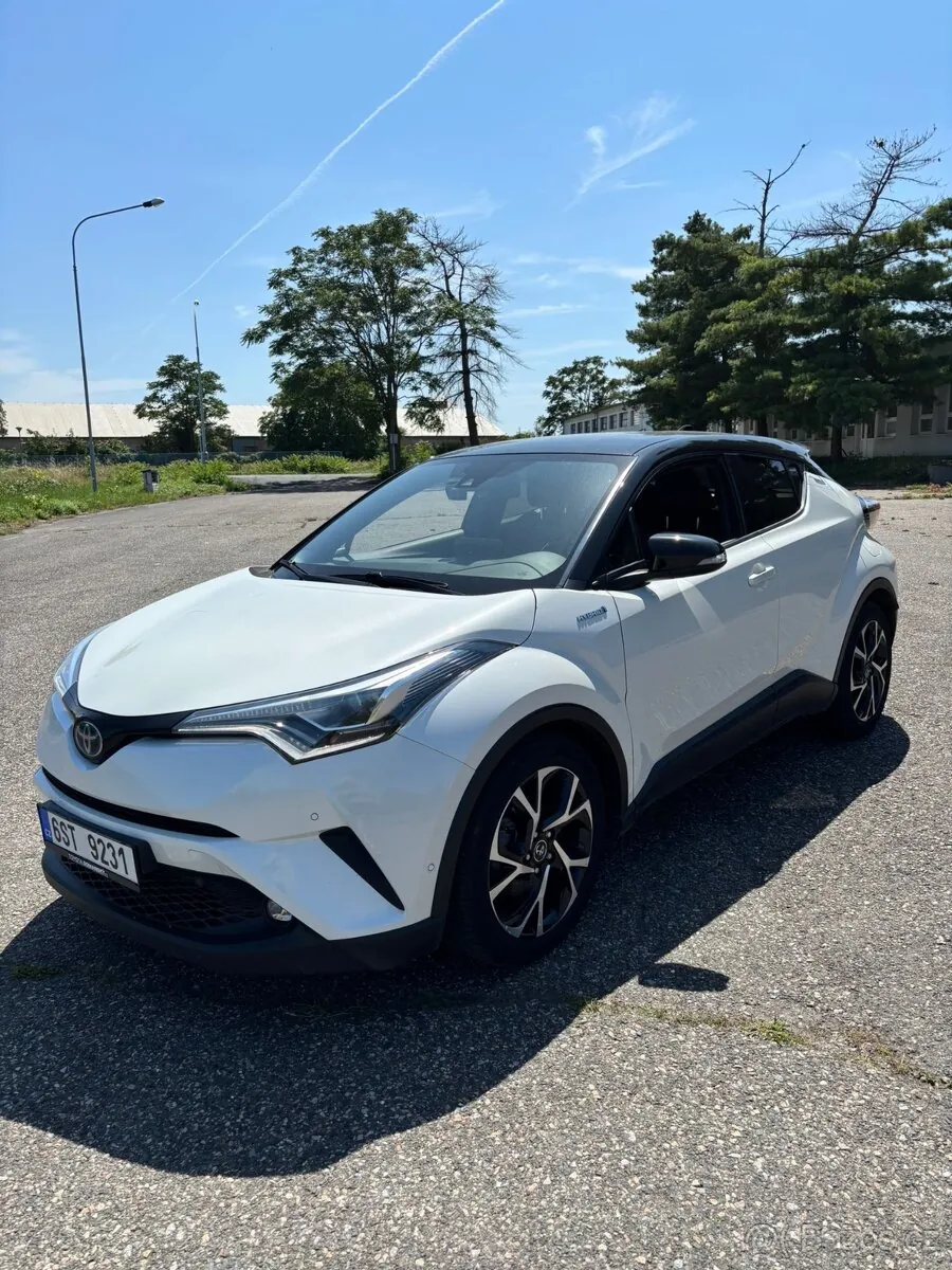 Toyota Chr 2019 photo 2