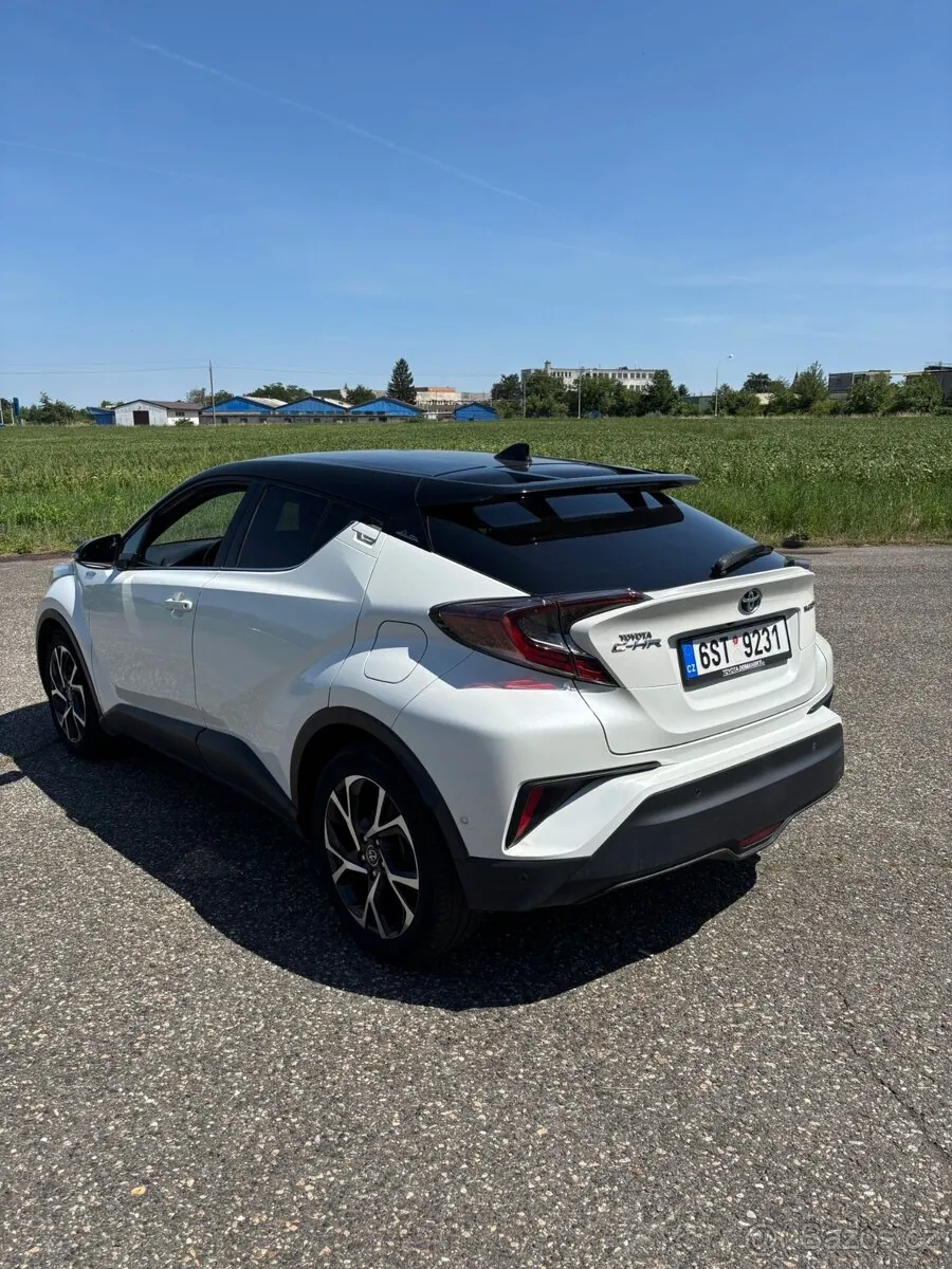 Toyota Chr 2019 photo 4